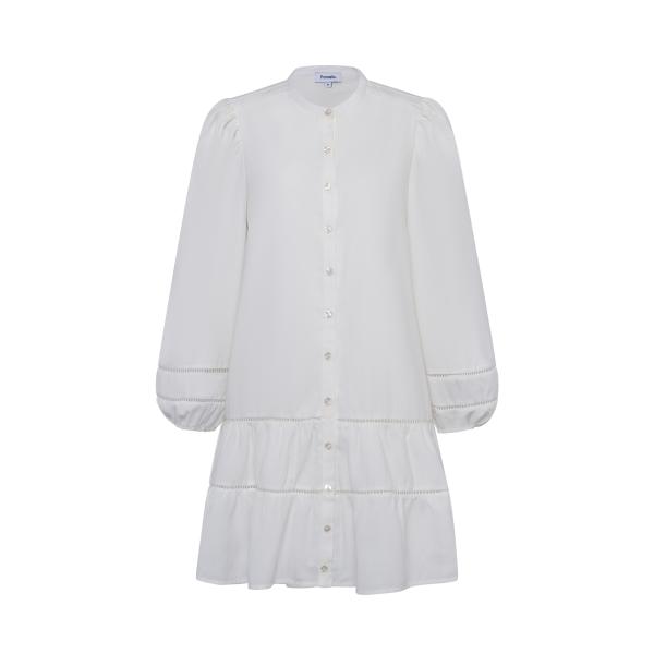 White freesize dress